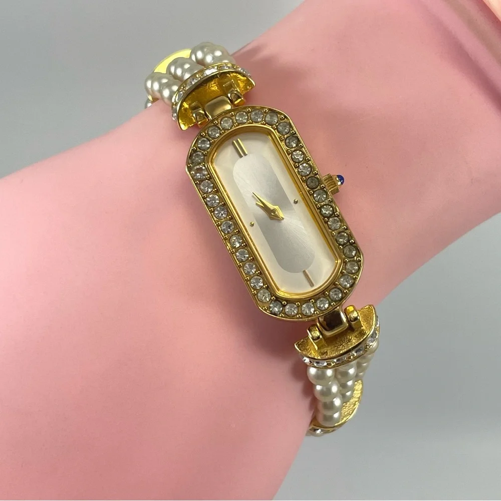 Vintage 1993 ELIZABETH TAYLOR by AVON Evening Star Gold Pearl Women’s